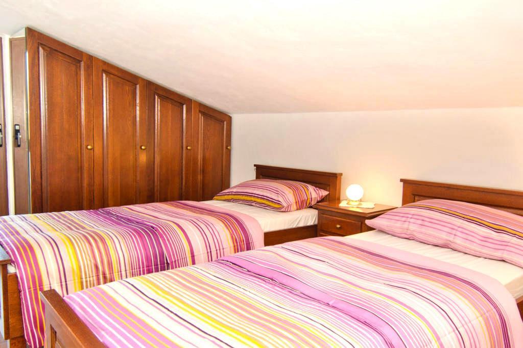 Villa Lara Karojba Room photo